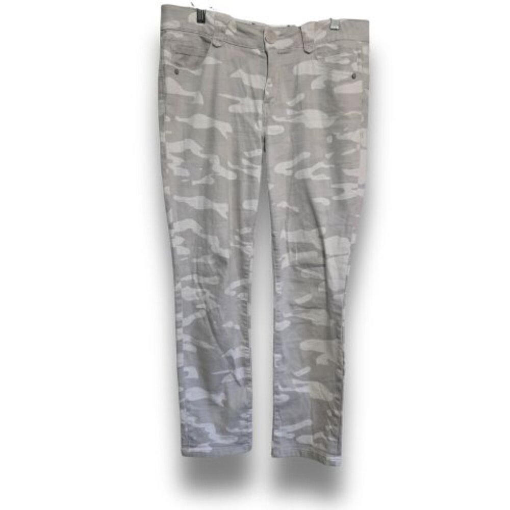 Democracy Women's Skinny Jeans in Light Gray Camo
